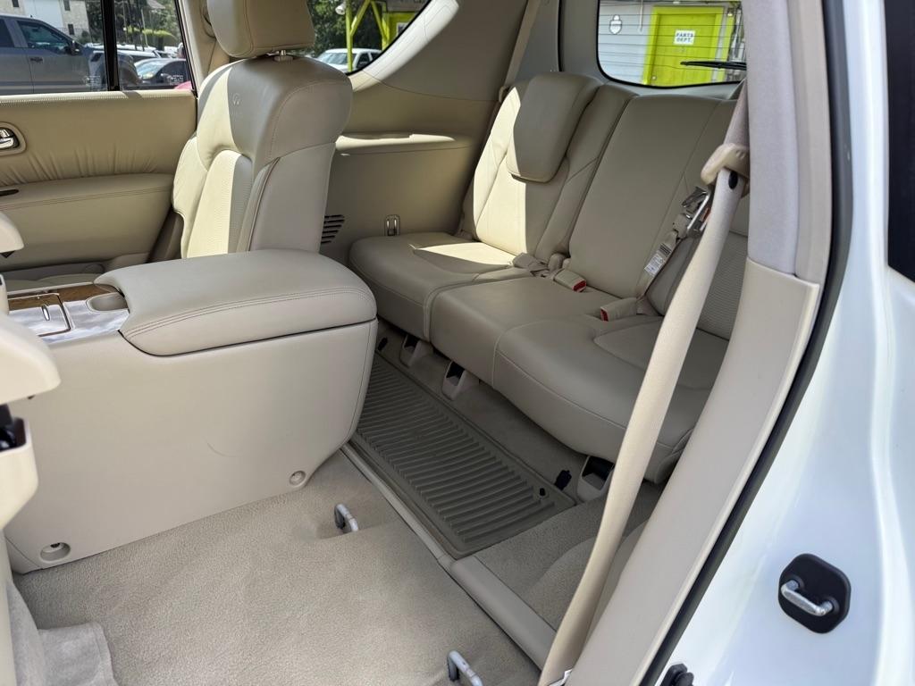 Infiniti QX56  2013