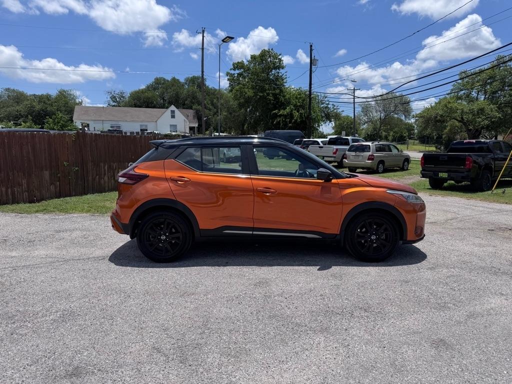 Nissan Kicks  2021