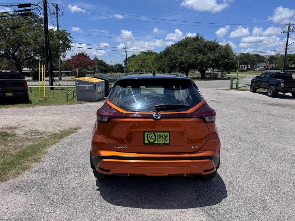 Nissan Kicks  2021