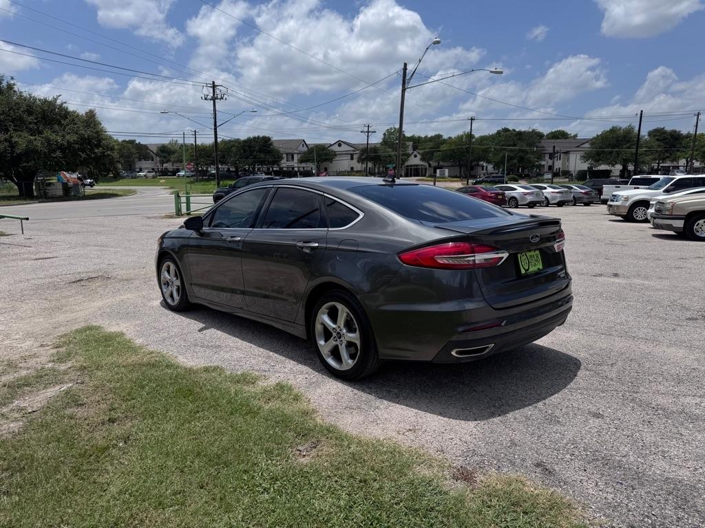 Ford Fusion  2019