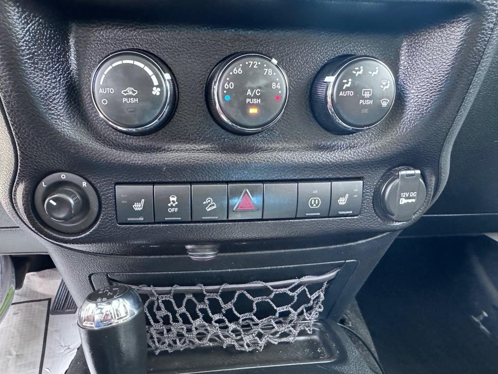 Jeep Wrangler  2015