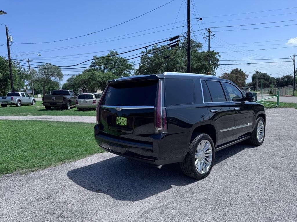 Cadillac Escalade  2016