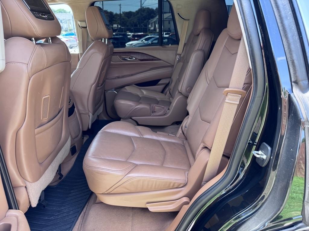 Cadillac Escalade  2016