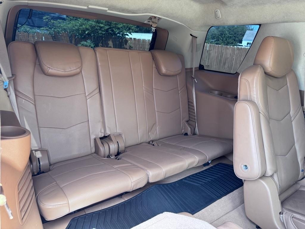 Cadillac Escalade  2016