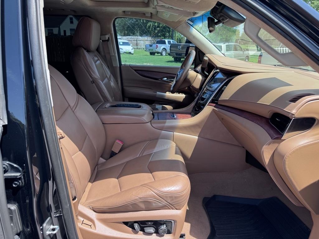 Cadillac Escalade  2016