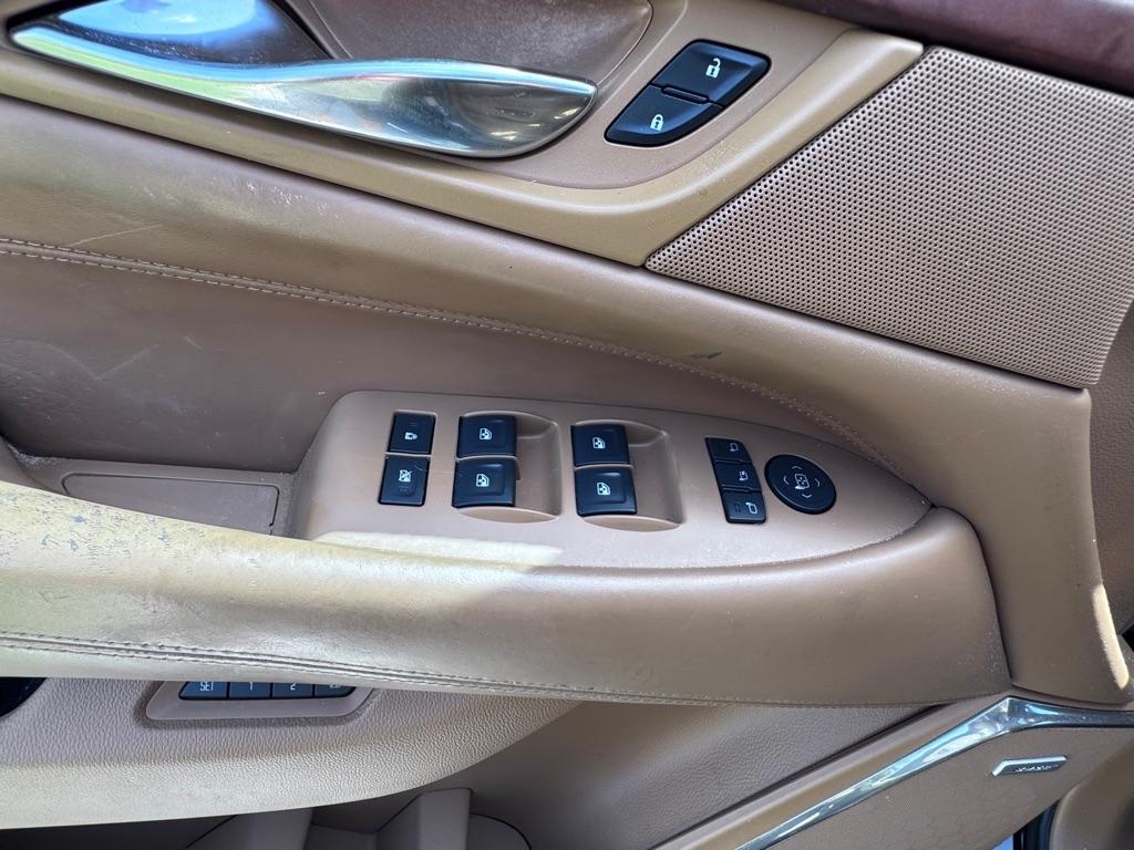 Cadillac Escalade  2016