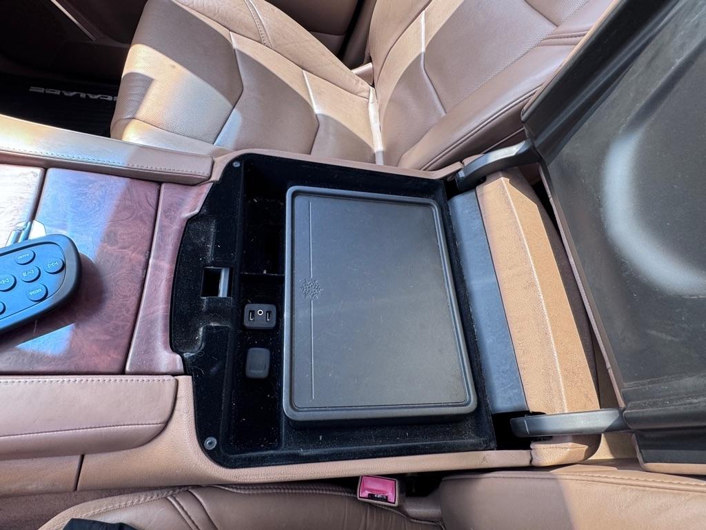 Cadillac Escalade  2016