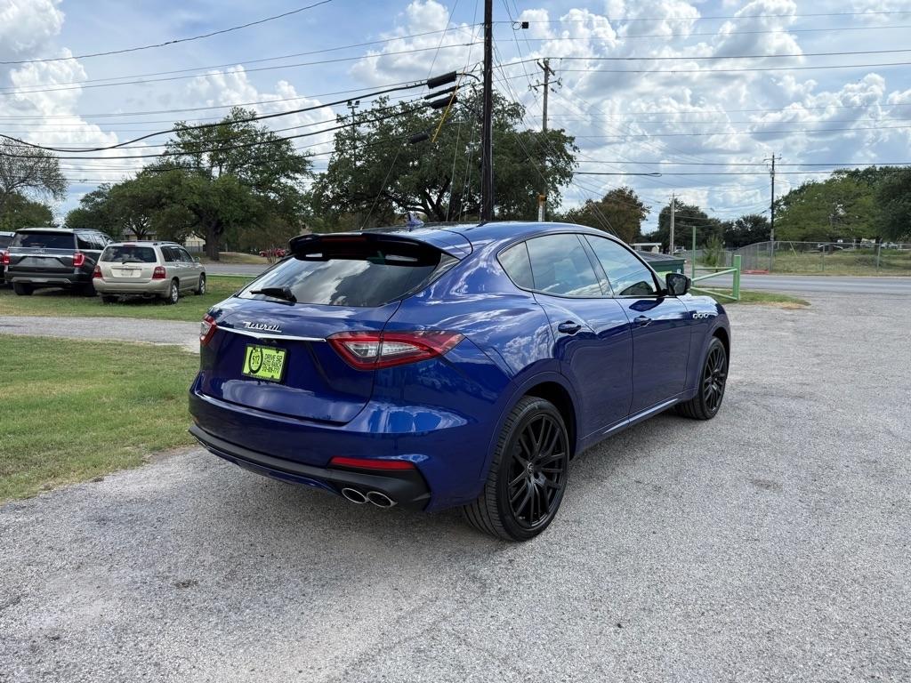Maserati Levante  2019