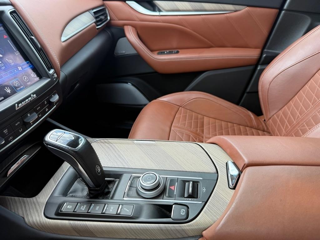 Maserati Levante  2019