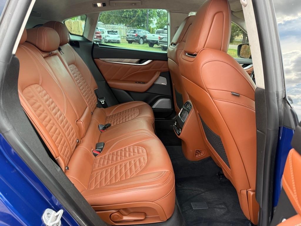 Maserati Levante  2019