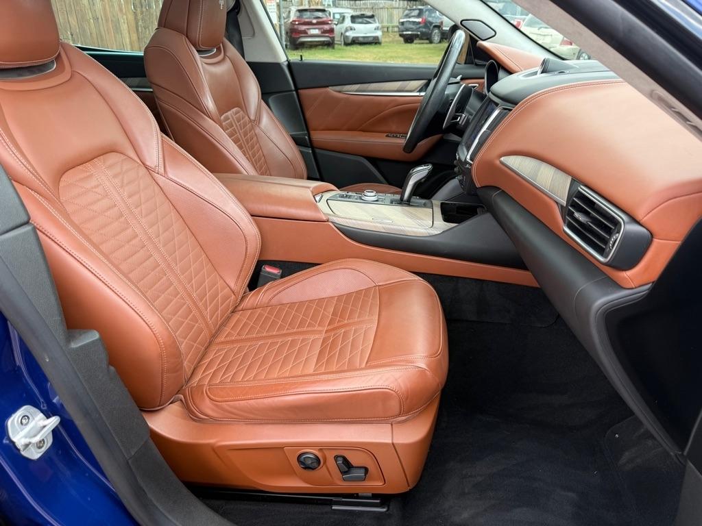 Maserati Levante  2019