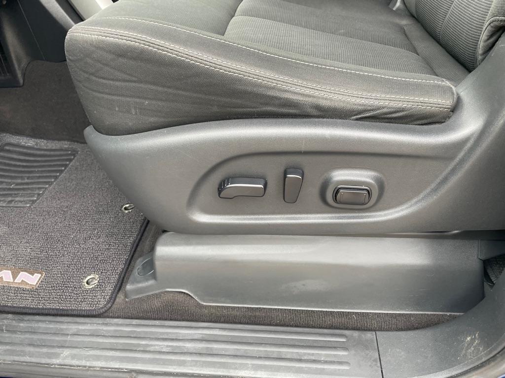 Nissan Titan  2017