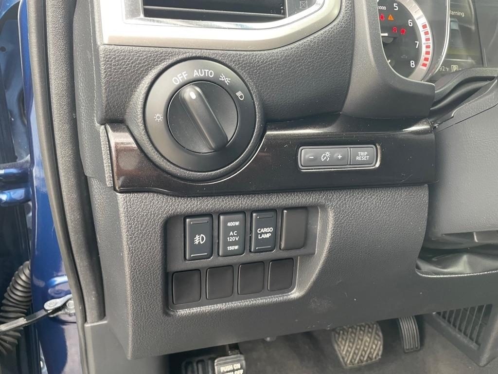 Nissan Titan  2017