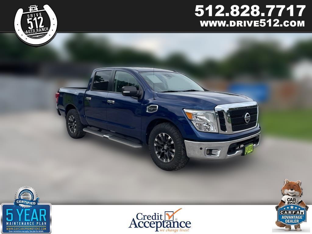 Nissan Titan  2017
