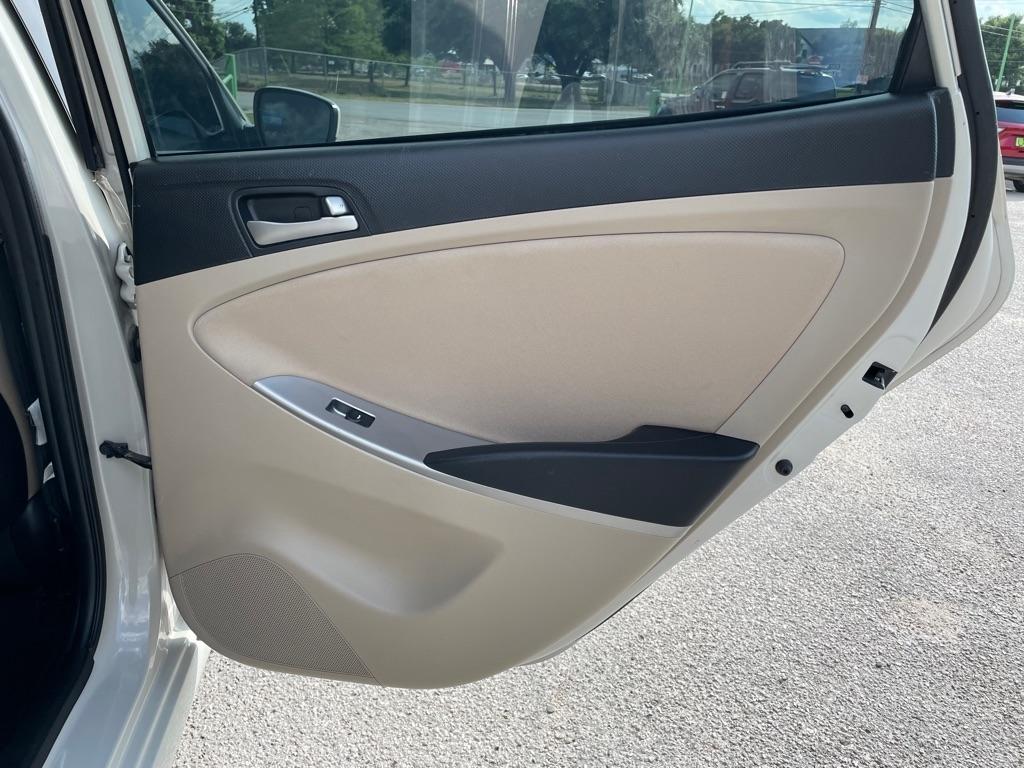 Hyundai Accent  2016