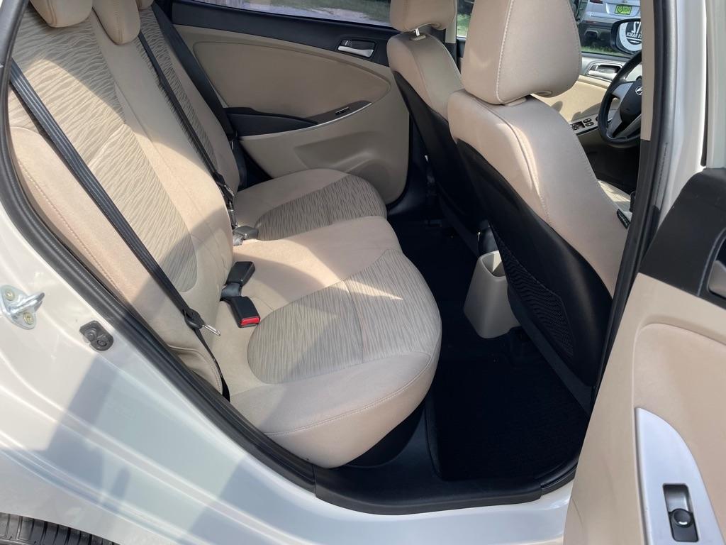 Hyundai Accent  2016