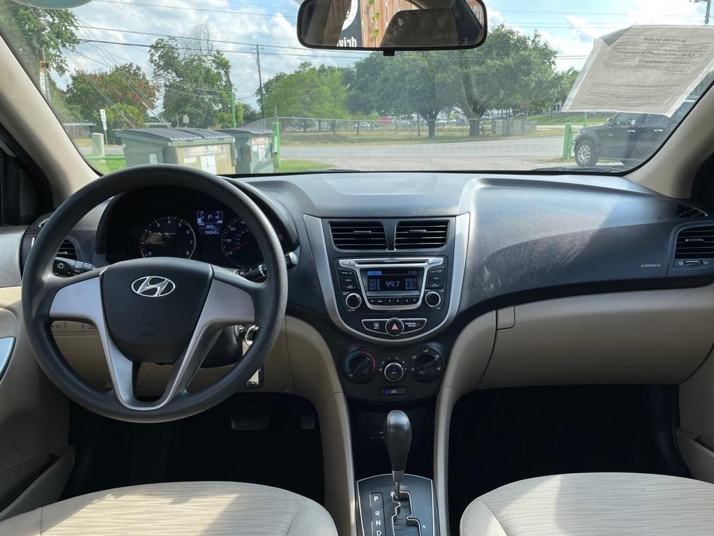 Hyundai Accent  2016