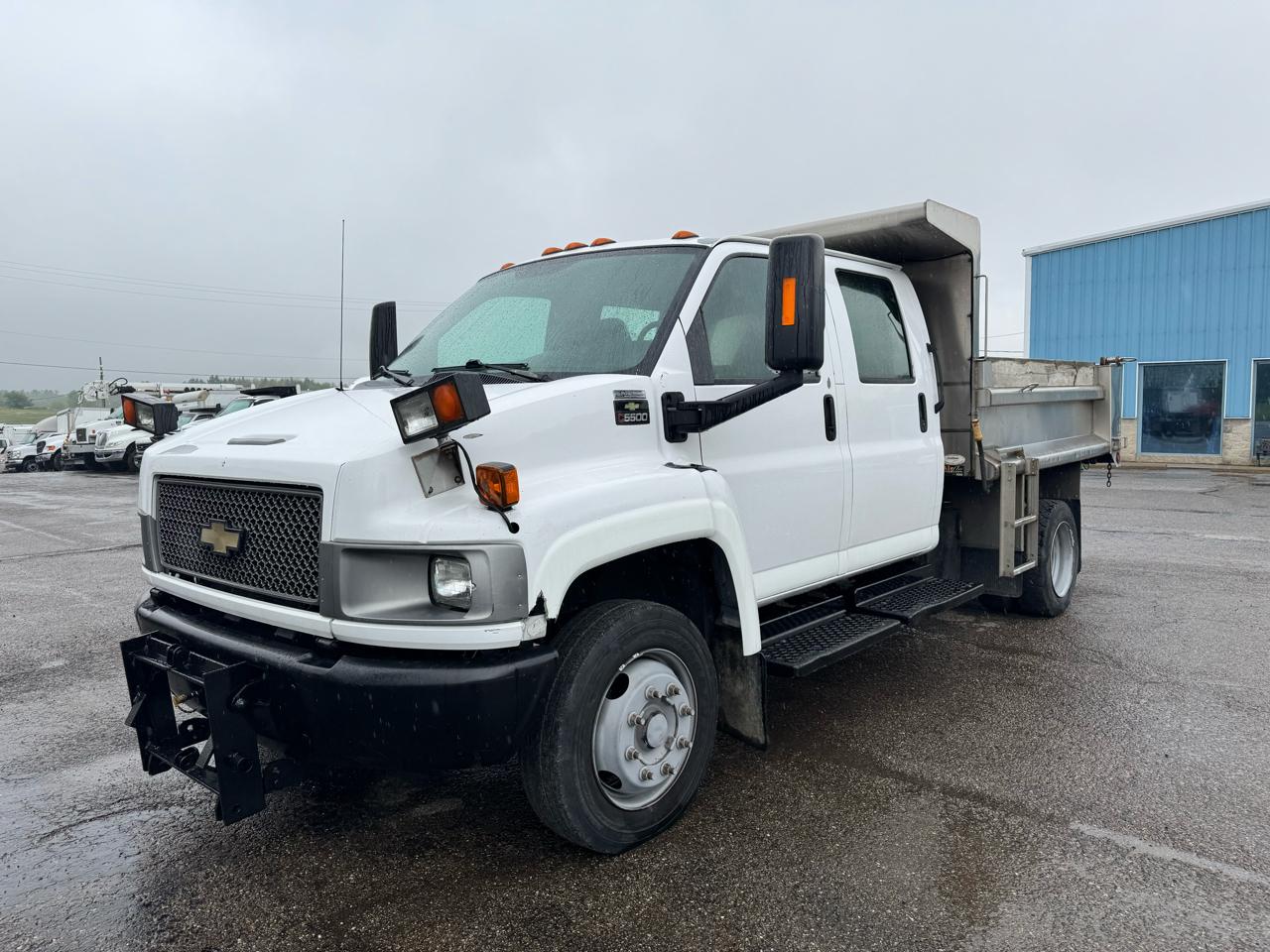 Chevrolet CC5500 Crew Cab 2WD 2007