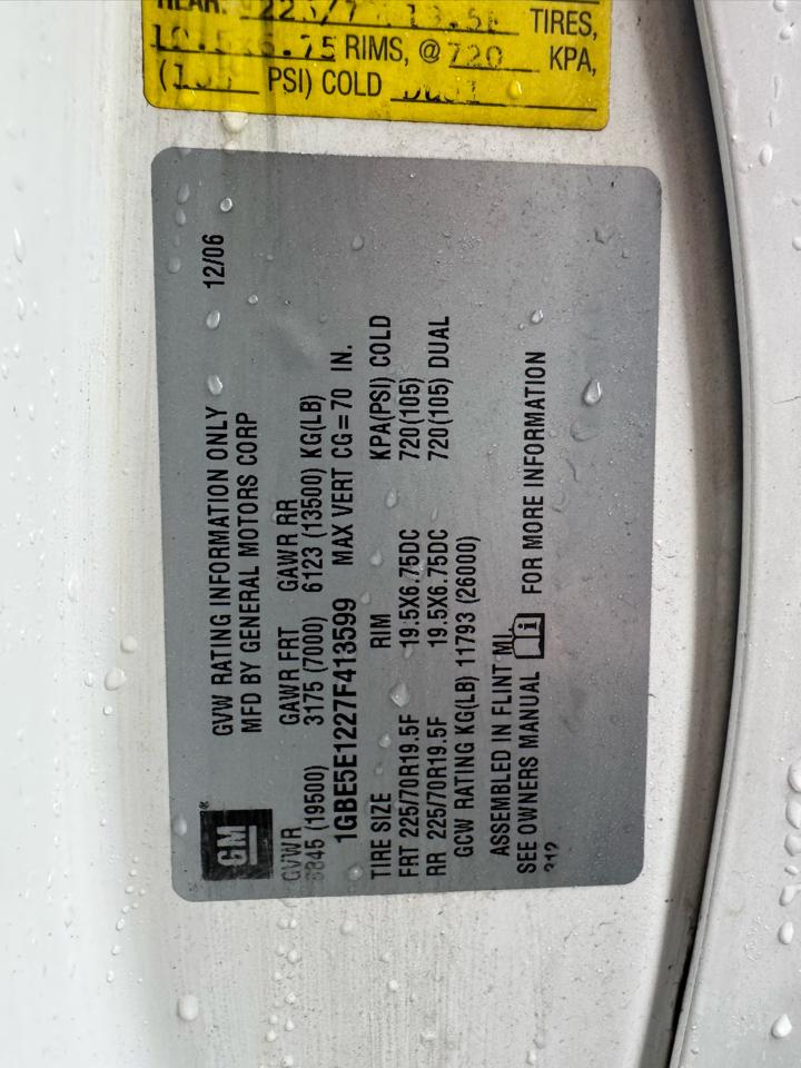Chevrolet CC5500 Crew Cab 2WD 2007