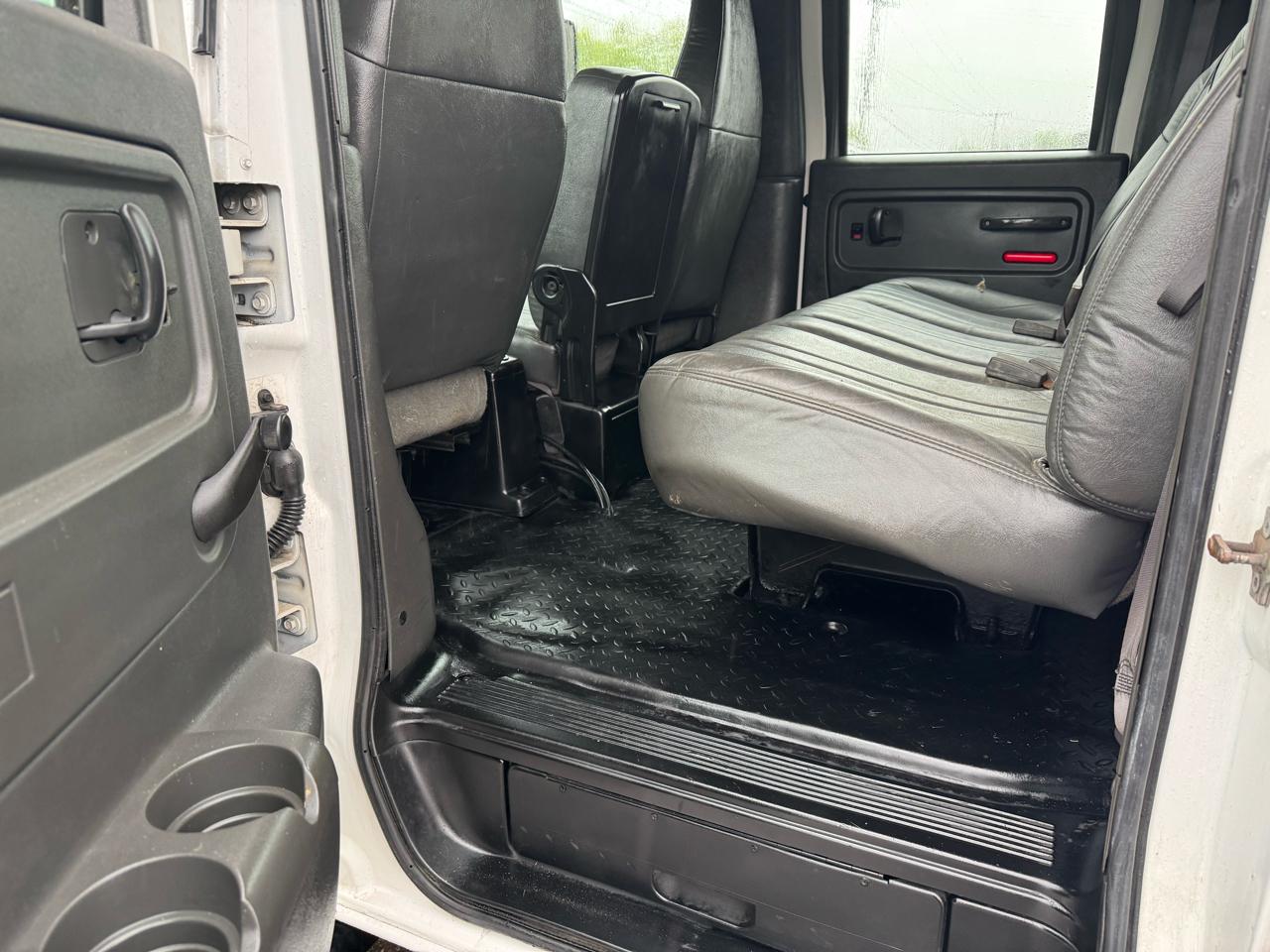 Chevrolet CC5500 Crew Cab 2WD 2007