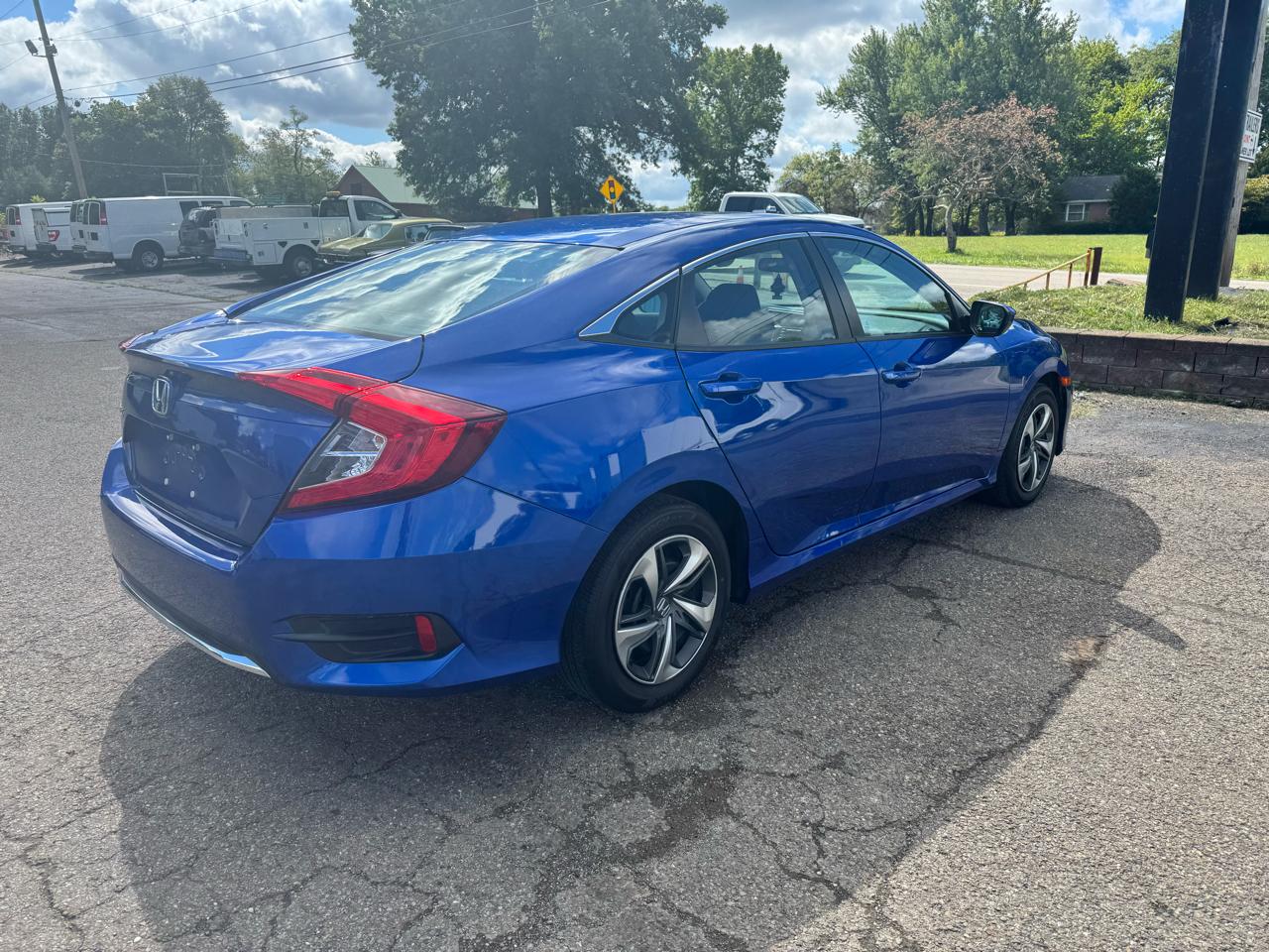 Honda Civic Sedan 4dr Auto LX 2021