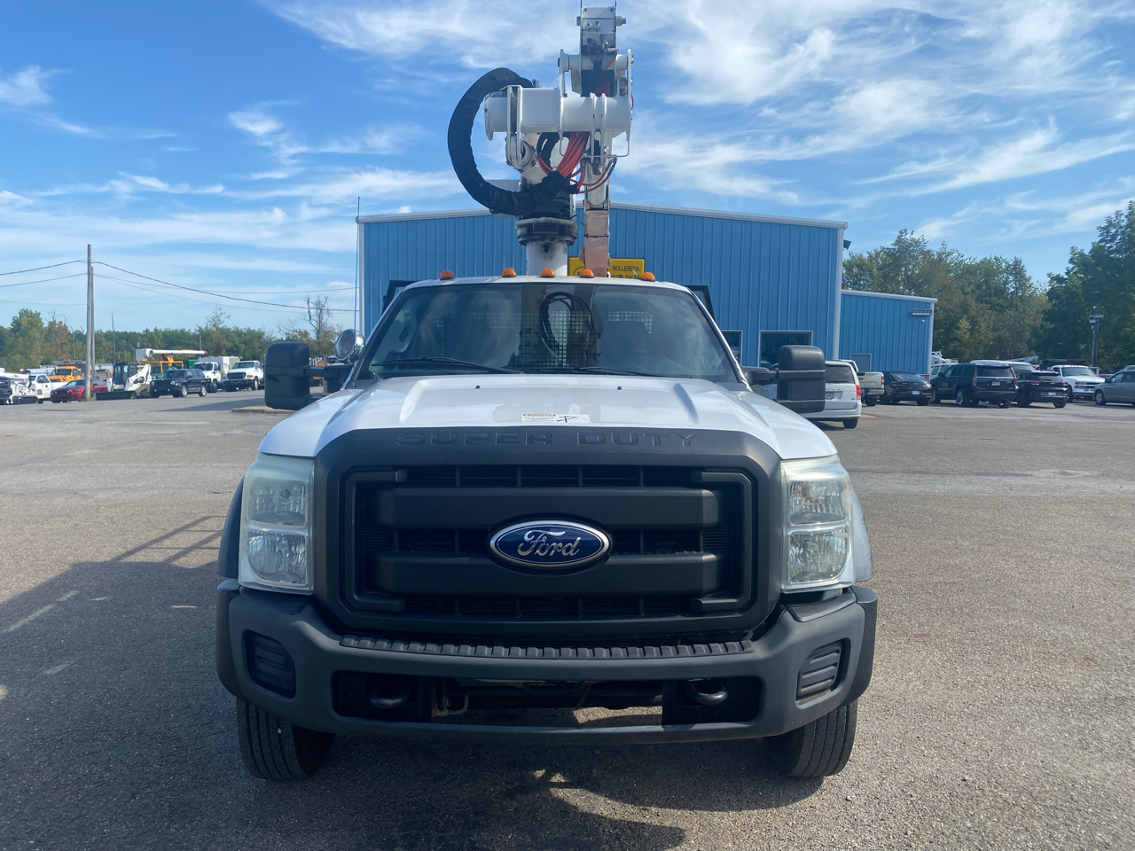 Ford Super Duty F-550 DRW 4WD Reg Cab 141" WB 60" CA XLT 2011 Ford Super Duty F-550 DRW 4WD Reg Cab 141" WB 60" CA XLT 2011