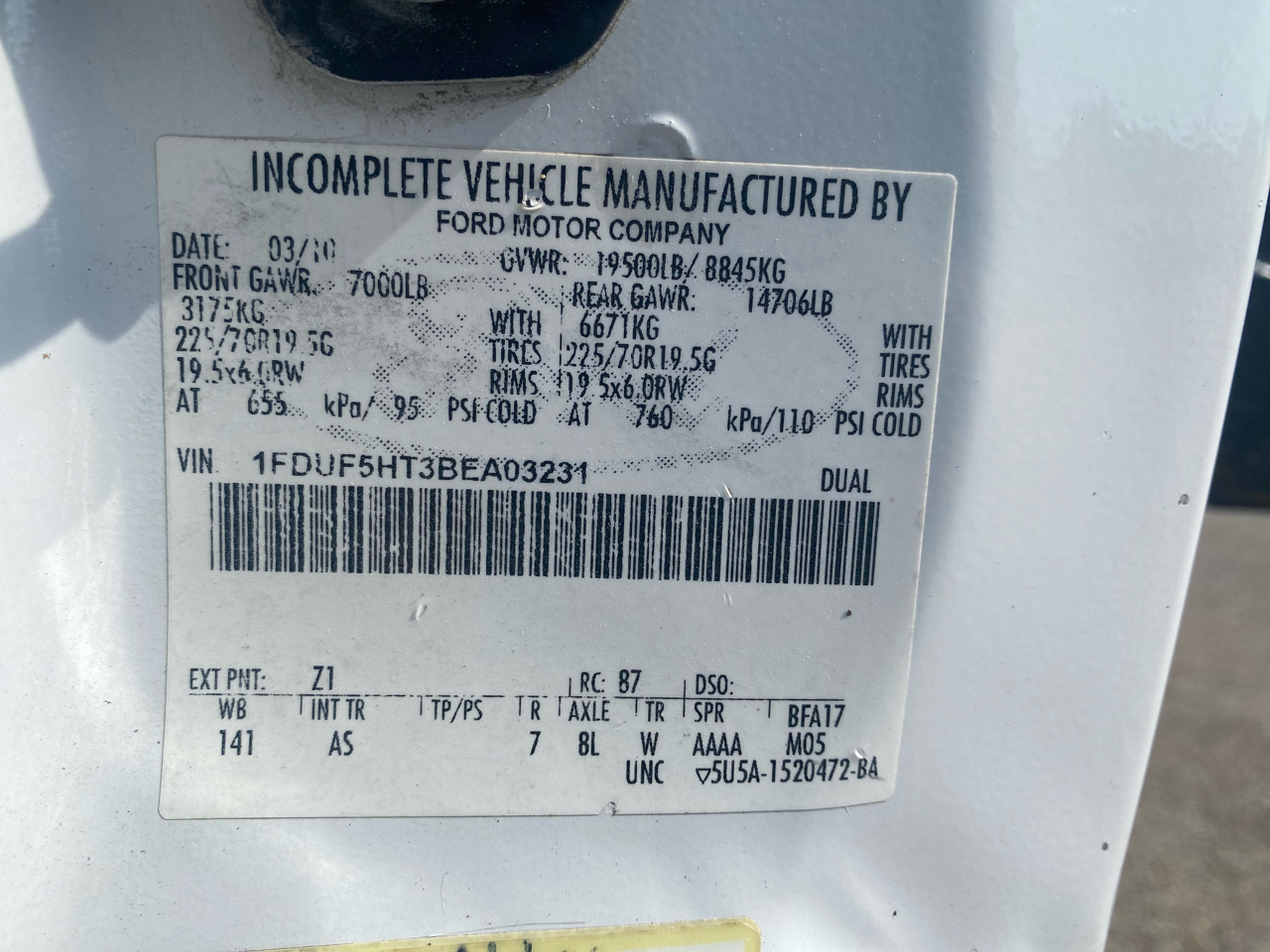 Ford Super Duty F-550 DRW 4WD Reg Cab 141" WB 60" CA XLT 2011 Ford Super Duty F-550 DRW 4WD Reg Cab 141" WB 60" CA XLT 2011