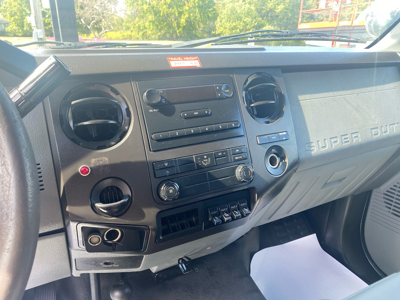 Ford Super Duty F-550 DRW 4WD Reg Cab 141" WB 60" CA XLT 2011 Ford Super Duty F-550 DRW 4WD Reg Cab 141" WB 60" CA XLT 2011