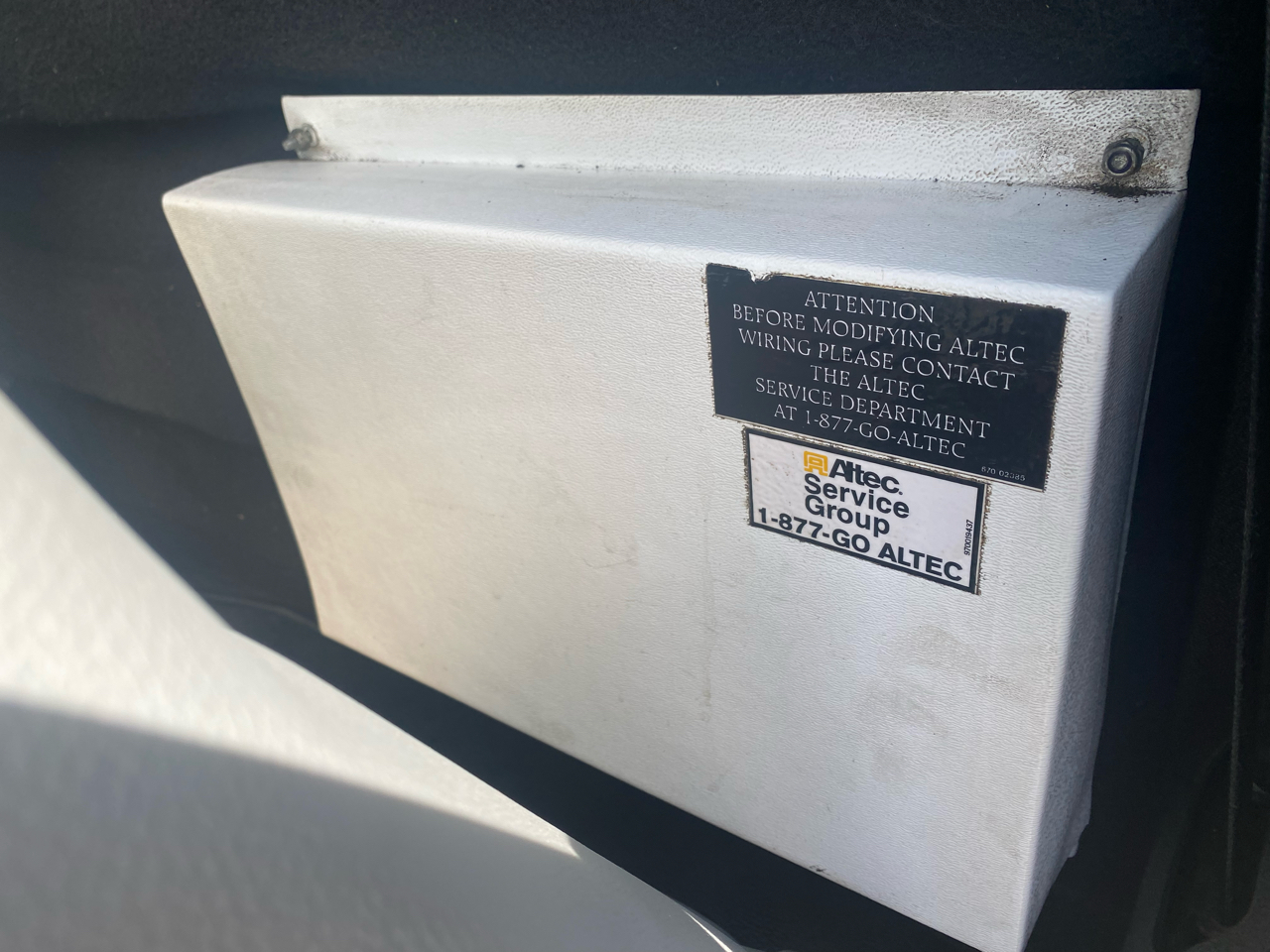 Ford Super Duty F-550 DRW 4WD Reg Cab 141" WB 60" CA XLT 2011 Ford Super Duty F-550 DRW 4WD Reg Cab 141" WB 60" CA XLT 2011