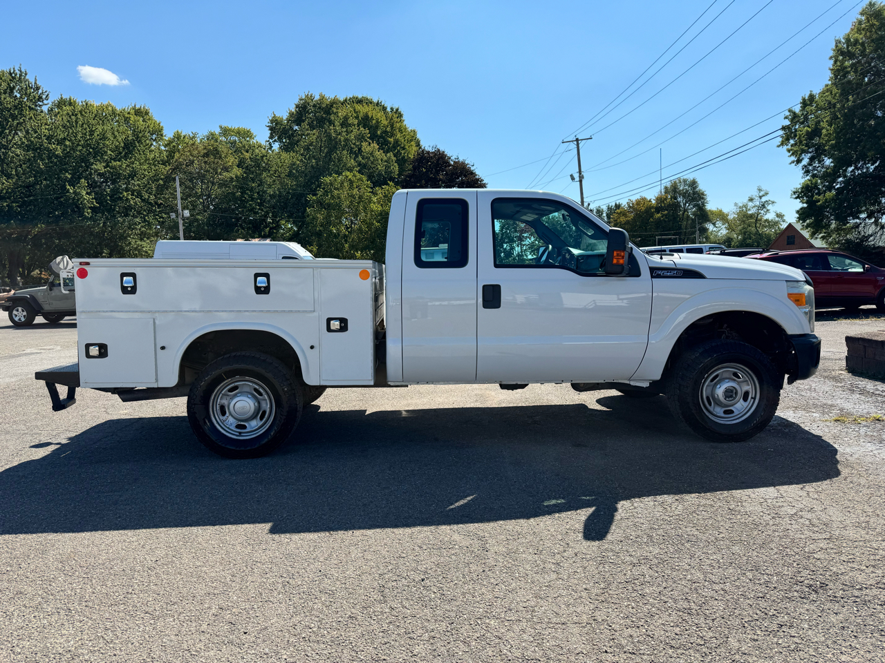 Ford Super Duty F-250 SRW 4WD SuperCab 142" XLT 2016 Ford Super Duty F-250 SRW 4WD SuperCab 142" XLT 2016