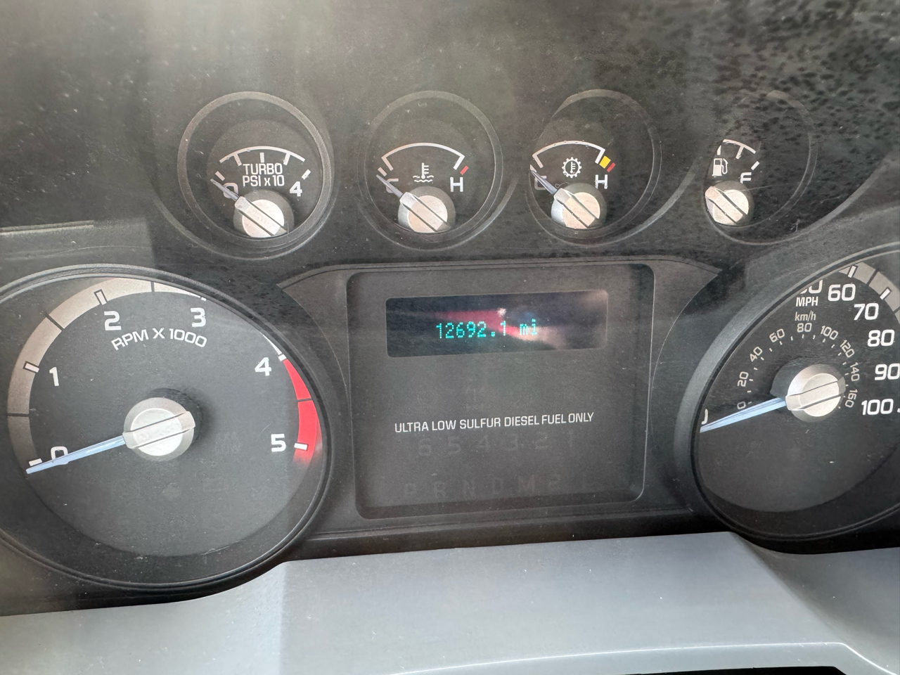 Ford Super Duty F-550 DRW 2WD Reg Cab 189" WB 108" CA XL 2015 Ford Super Duty F-550 DRW 2WD Reg Cab 189" WB 108" CA XL 2015