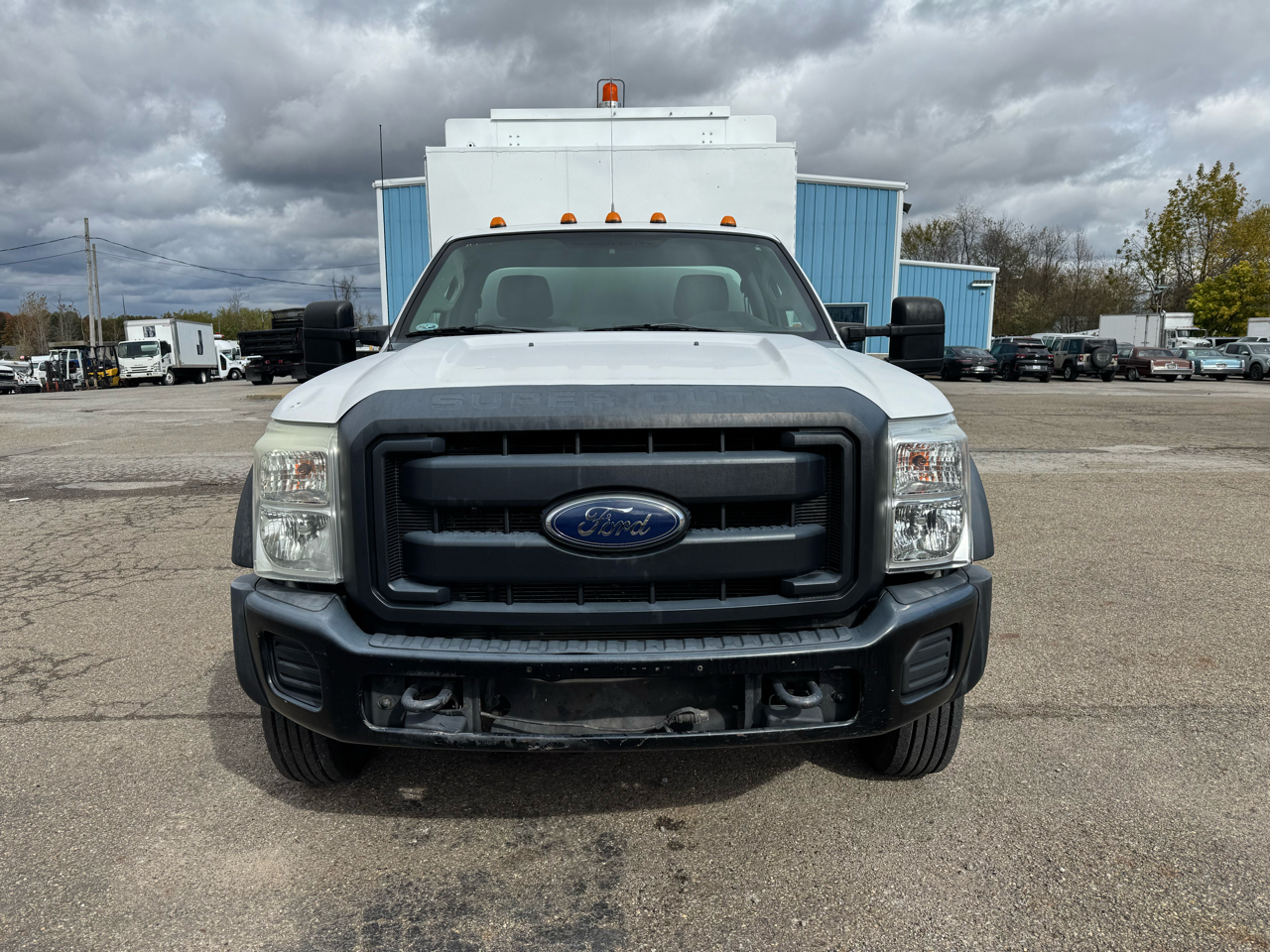 Ford Super Duty F-550 DRW Reg Cab 165" WB 84" CA XL 4WD 2011 Ford Super Duty F-550 DRW Reg Cab 165" WB 84" CA XL 4WD 2011