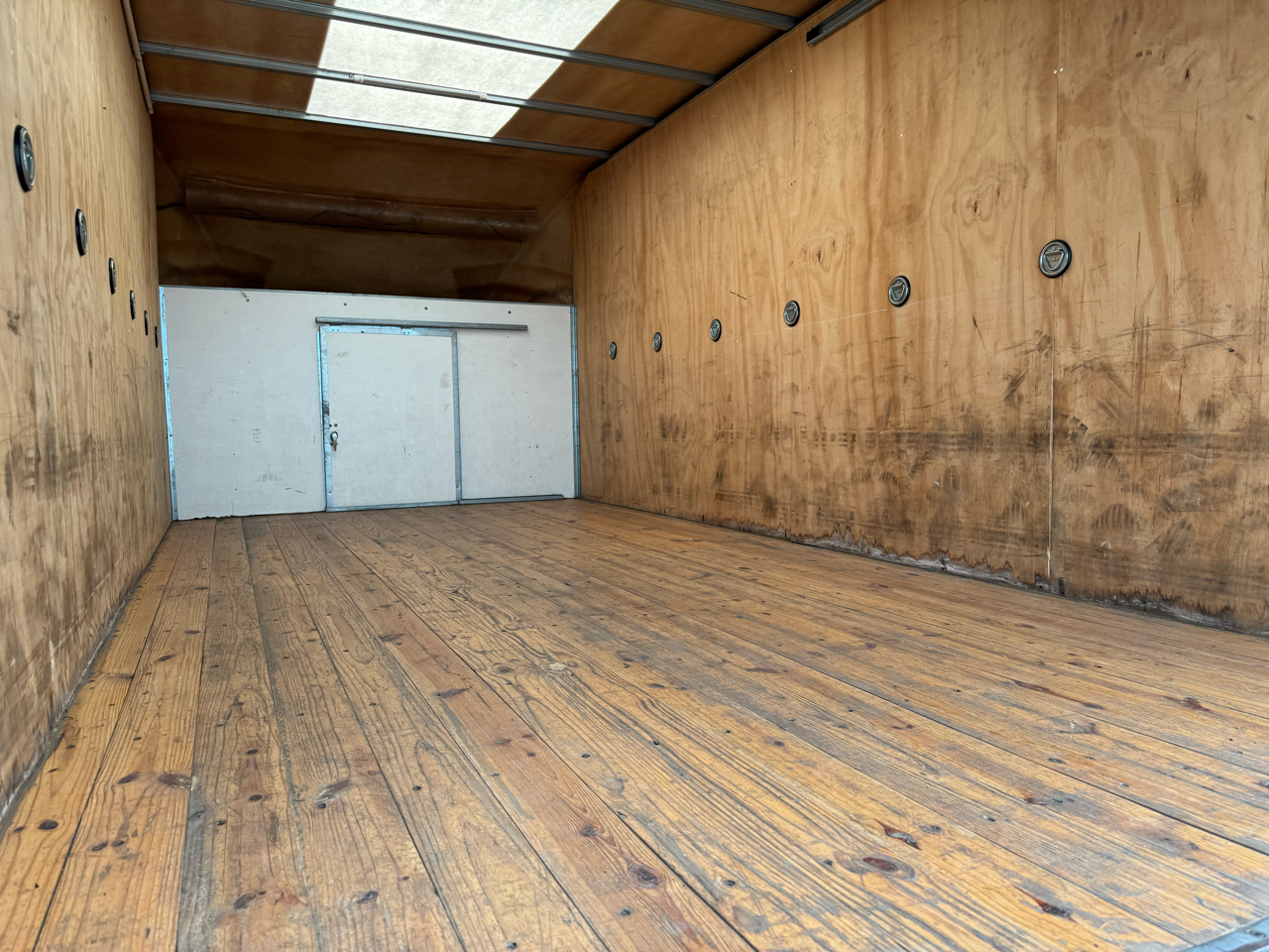 Chevrolet Express Commercial Cutaway 3500 Van 177" 2021 Chevrolet Express Commercial Cutaway 3500 Van 177" 2021