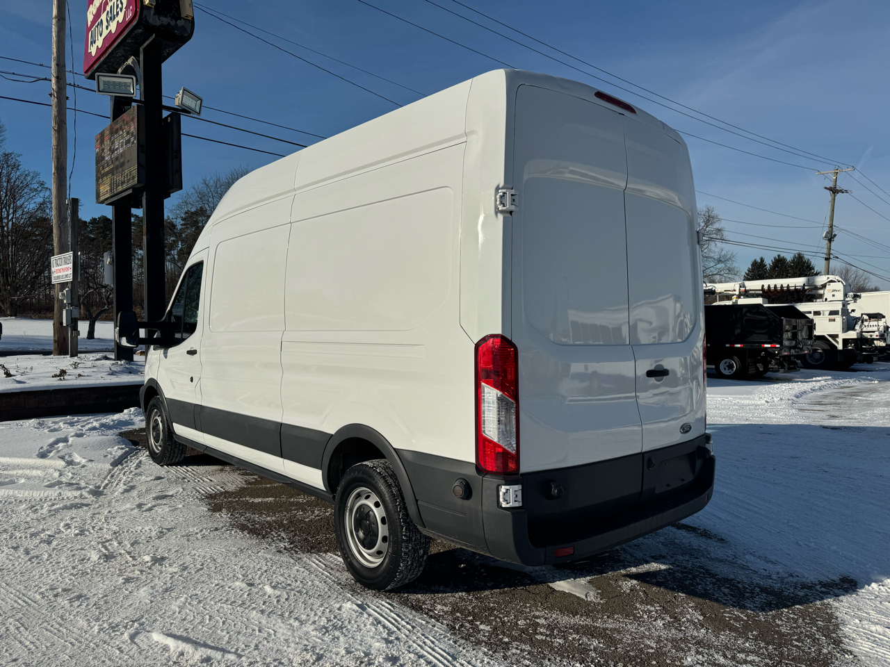 Ford Transit Van T-250 148" Hi Rf 9000 GVWR Sliding RH Dr 2017