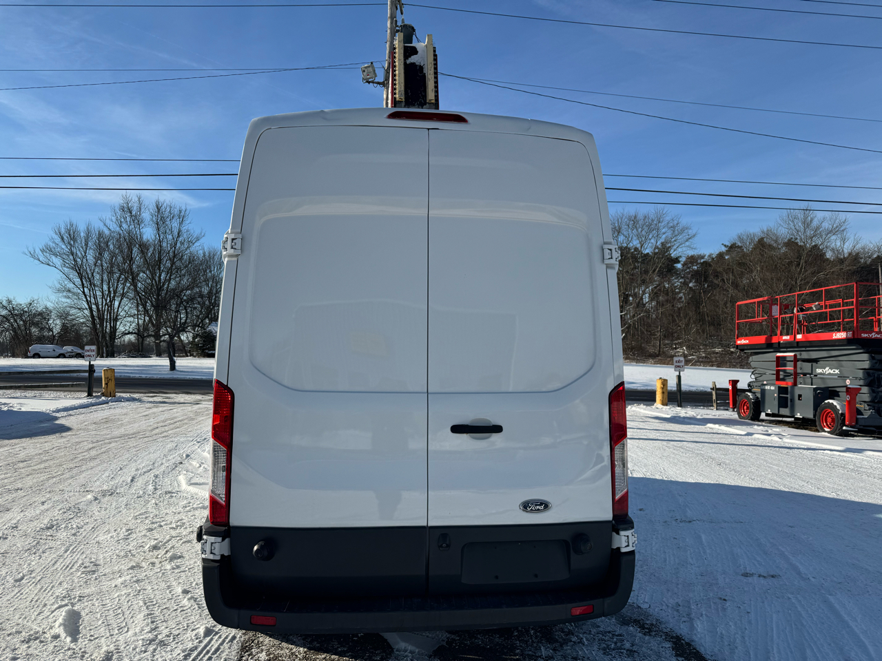 Ford Transit Van T-250 148" Hi Rf 9000 GVWR Sliding RH Dr 2017