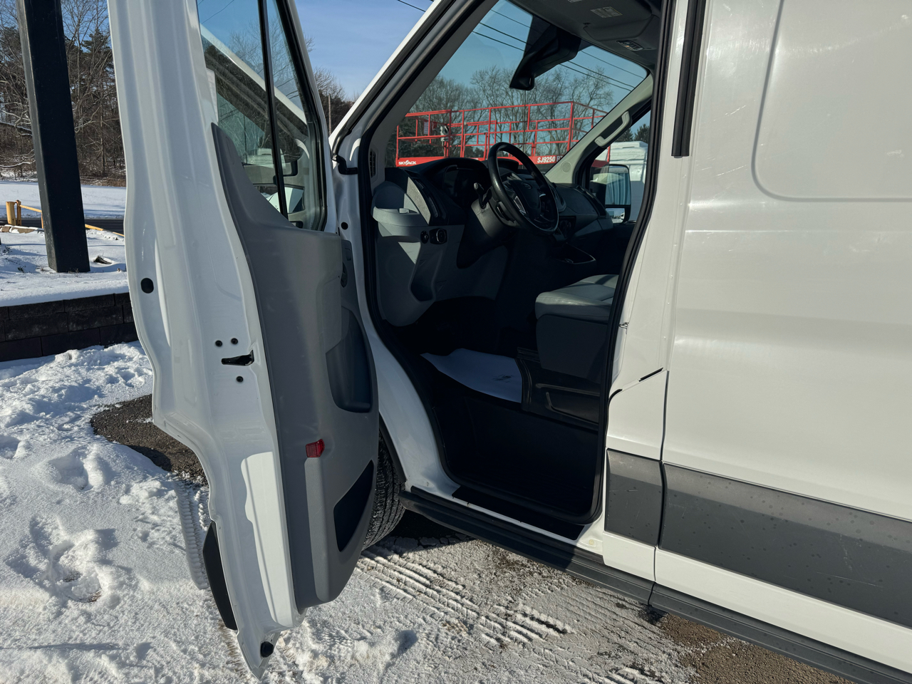 Ford Transit Van T-250 148" Hi Rf 9000 GVWR Sliding RH Dr 2017