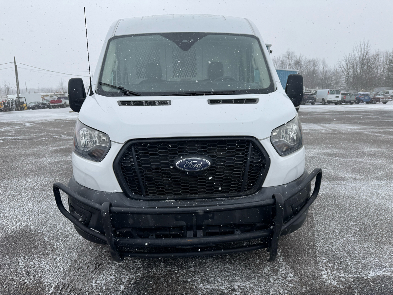Ford Transit Cargo Van T-250 130" Med Rf 9070 GVWR RWD 2021