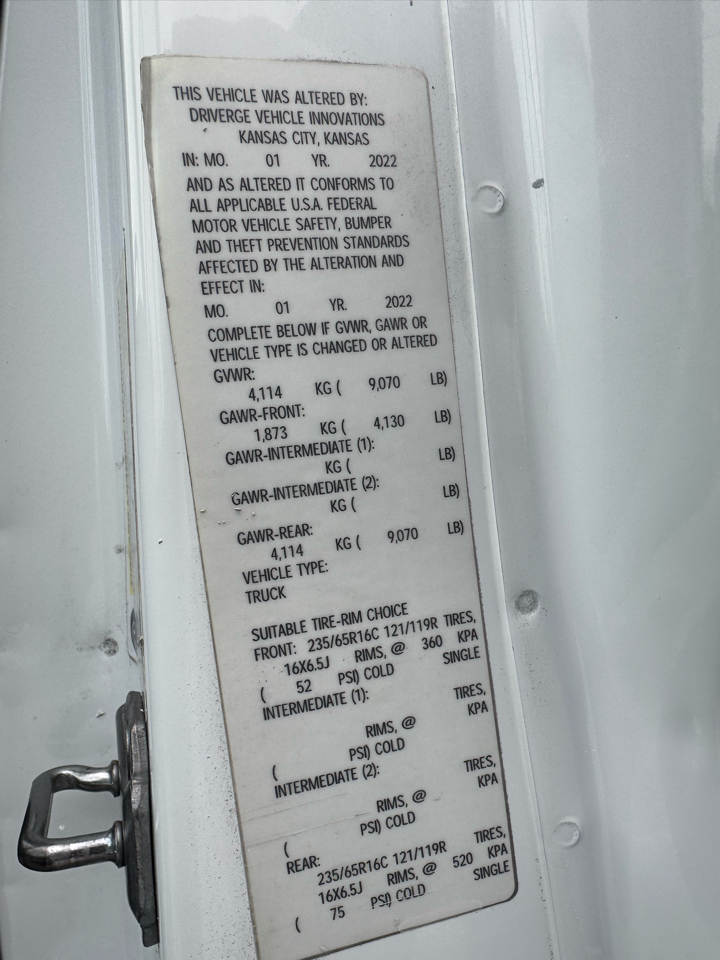 Ford Transit Cargo Van T-250 130" Med Rf 9070 GVWR RWD 2021