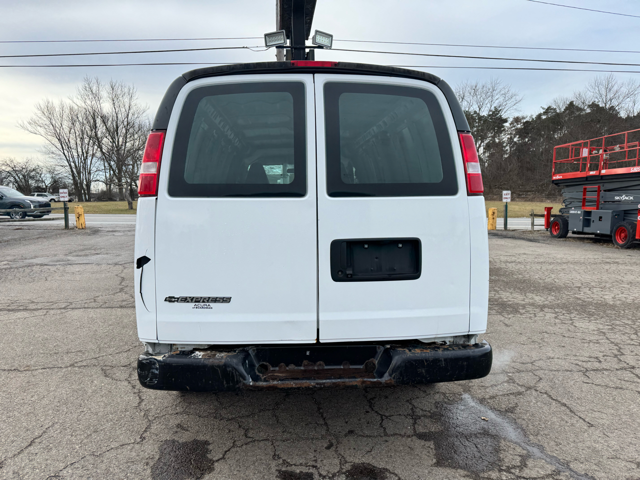 Chevrolet Express Cargo Van RWD 2500 155" 2018