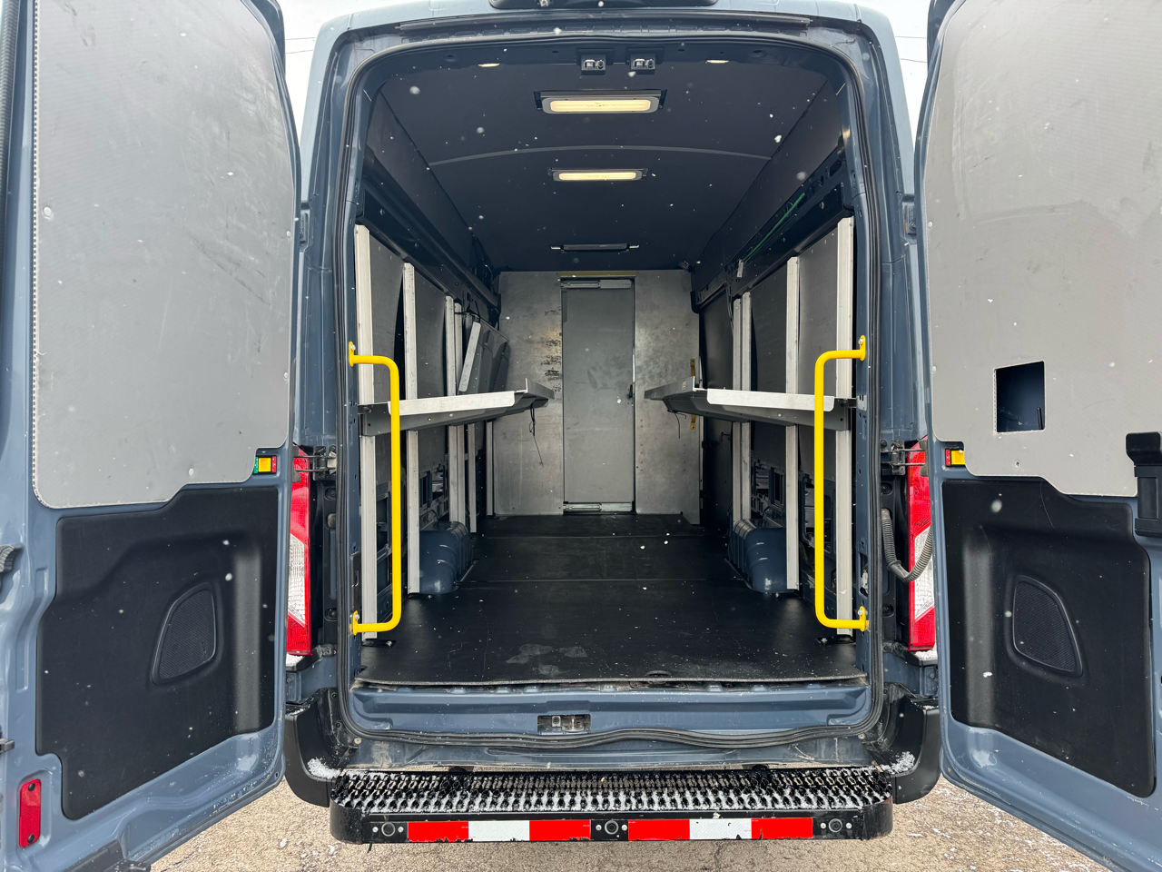 Ford Transit Van T-250 148" EL Hi Rf 9000 GVWR Sliding RH Dr 2019