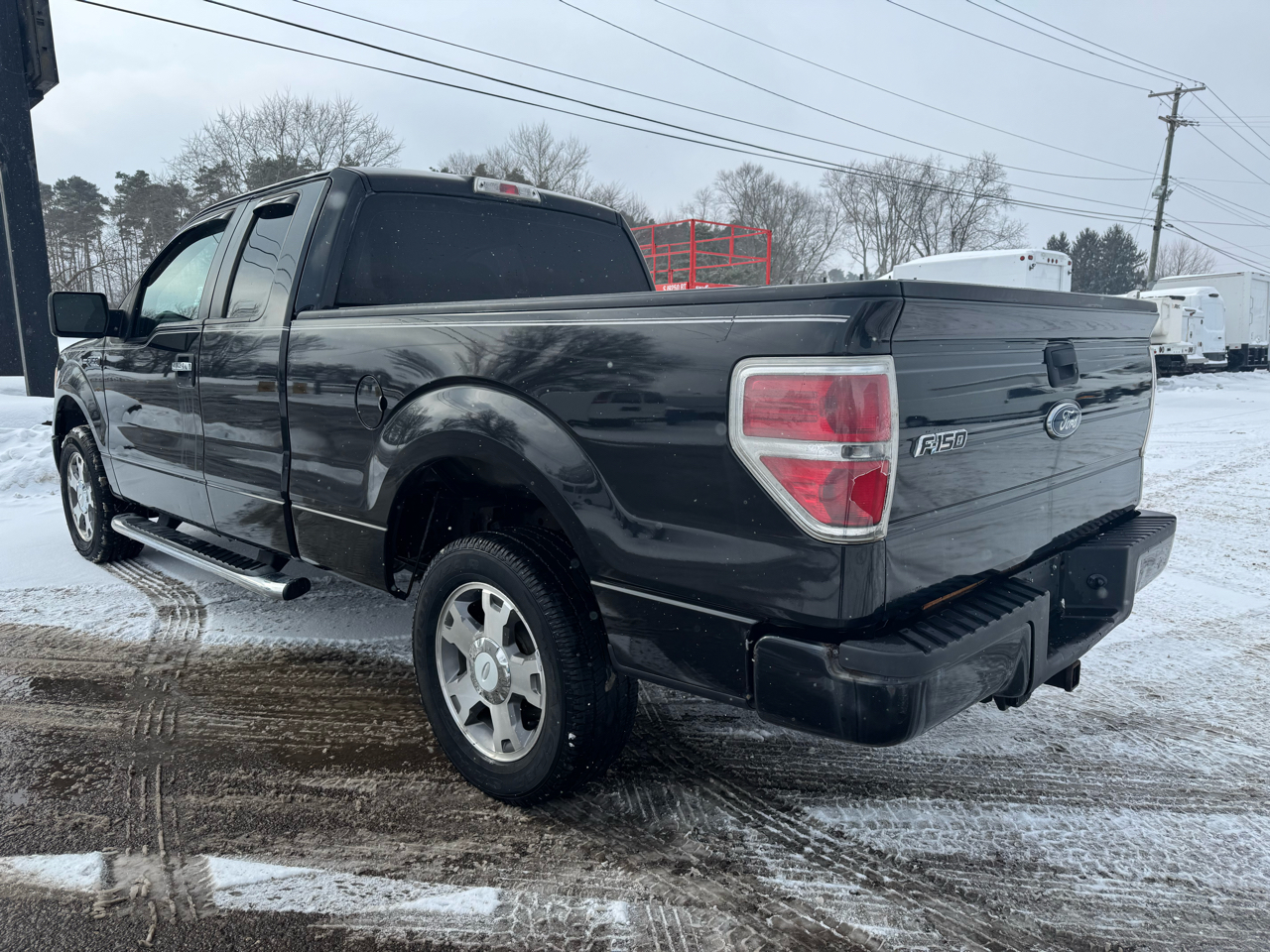 Ford F-150 2WD SuperCab 145" STX 2010