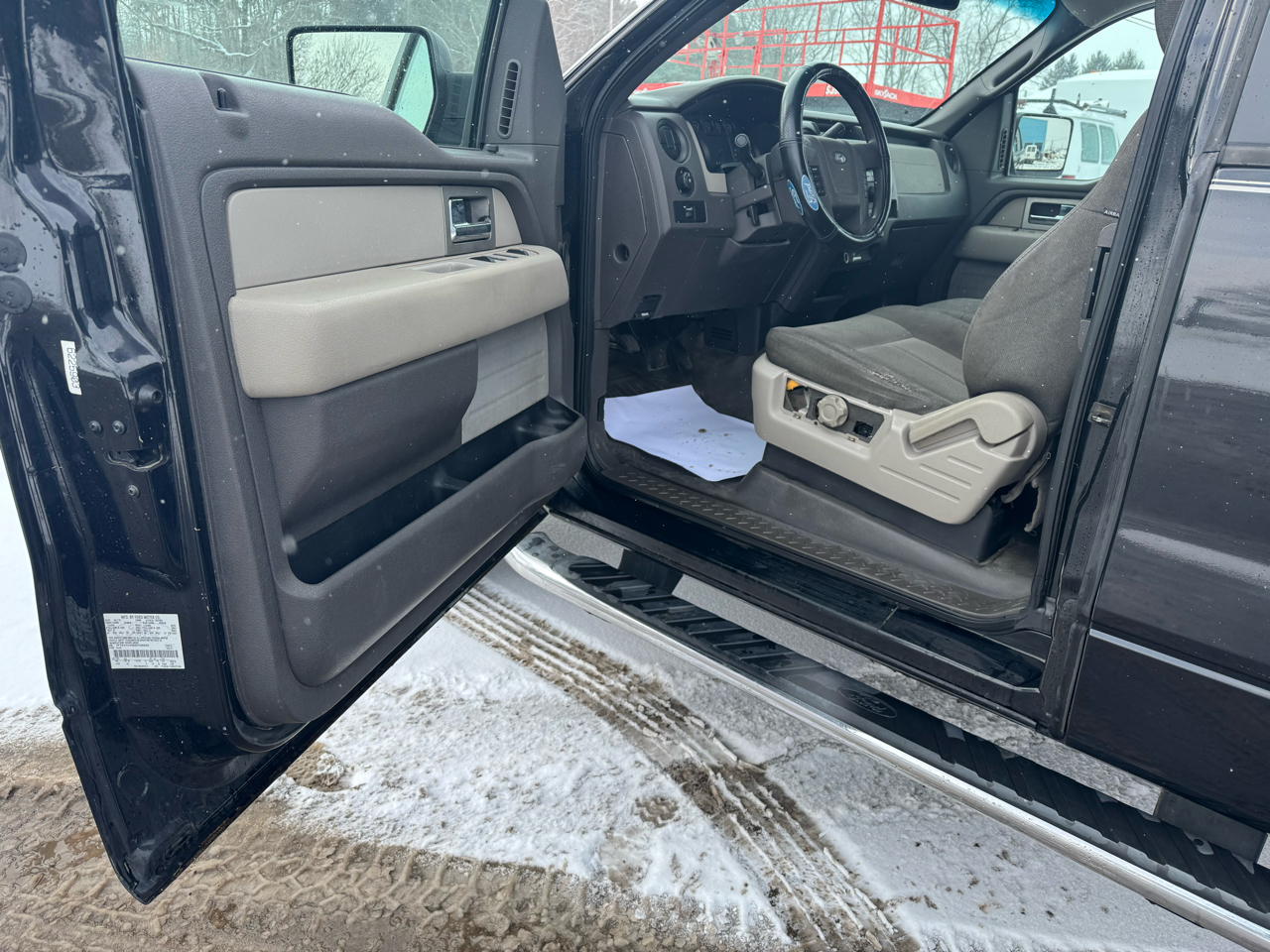 Ford F-150 2WD SuperCab 145" STX 2010