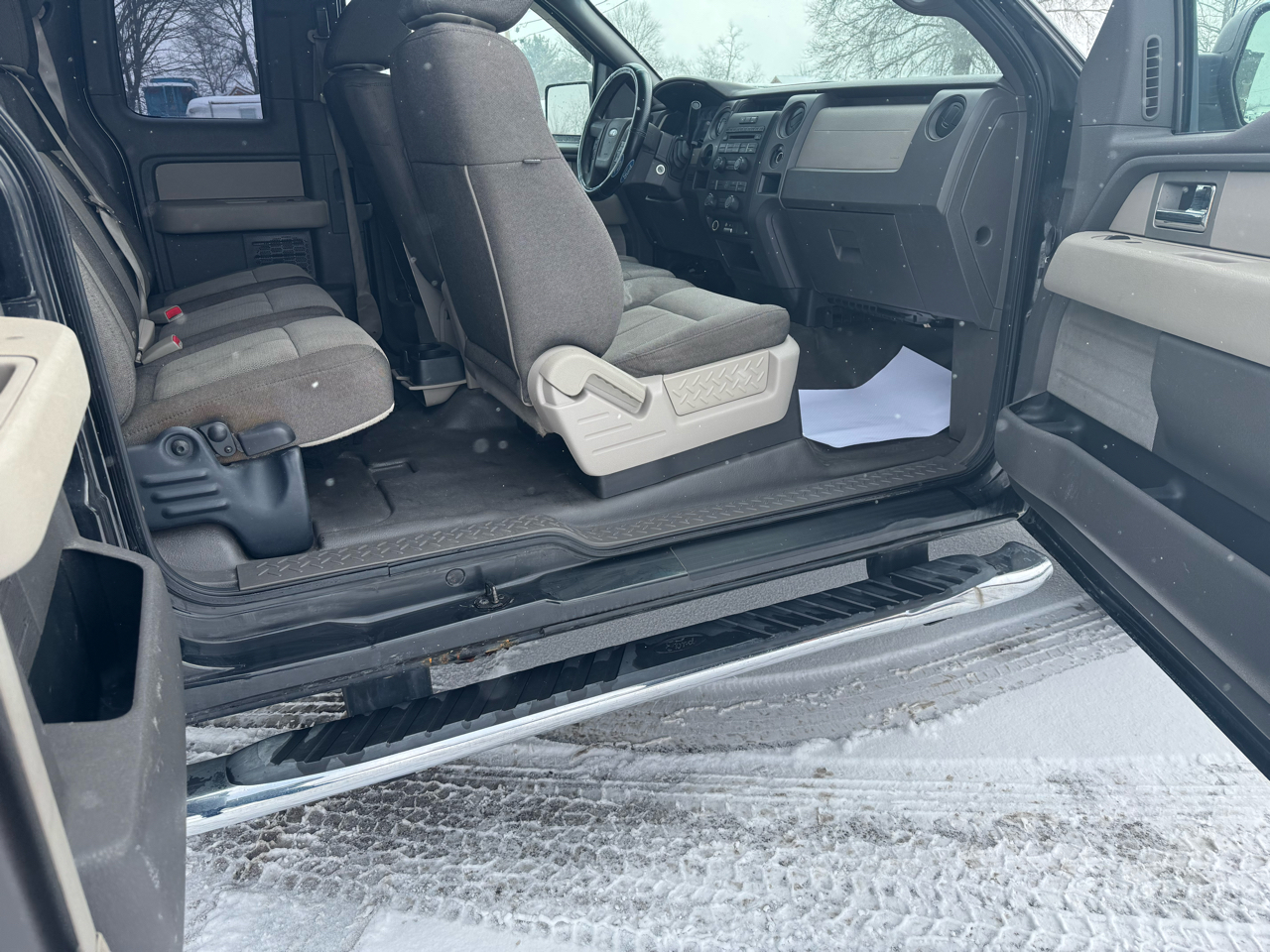 Ford F-150 2WD SuperCab 145" STX 2010