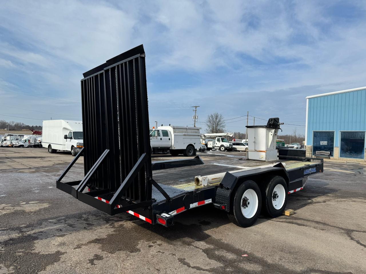 Load Trail Unknown  2016