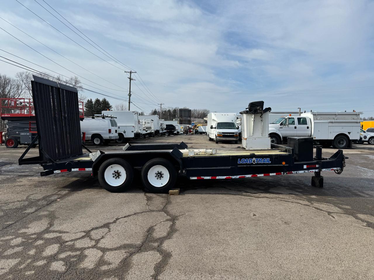 Load Trail Unknown  2016