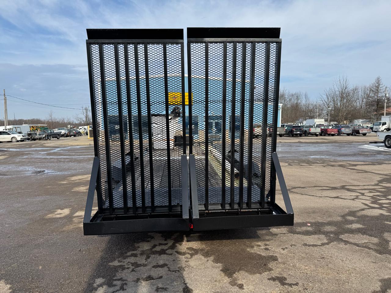 Load Trail Unknown  2016