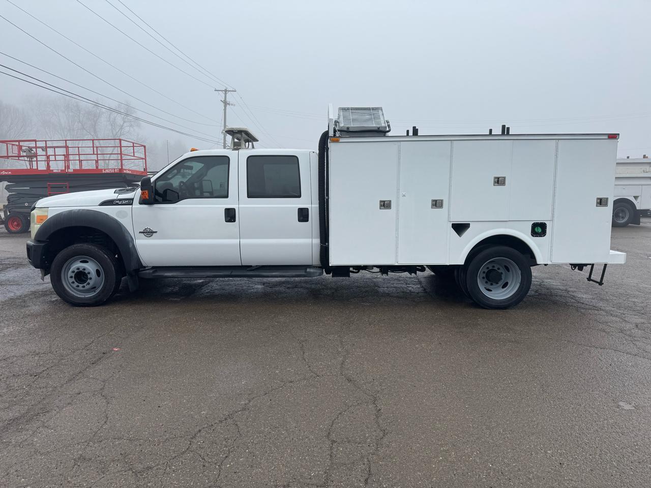 Ford Super Duty F-450 DRW  2011