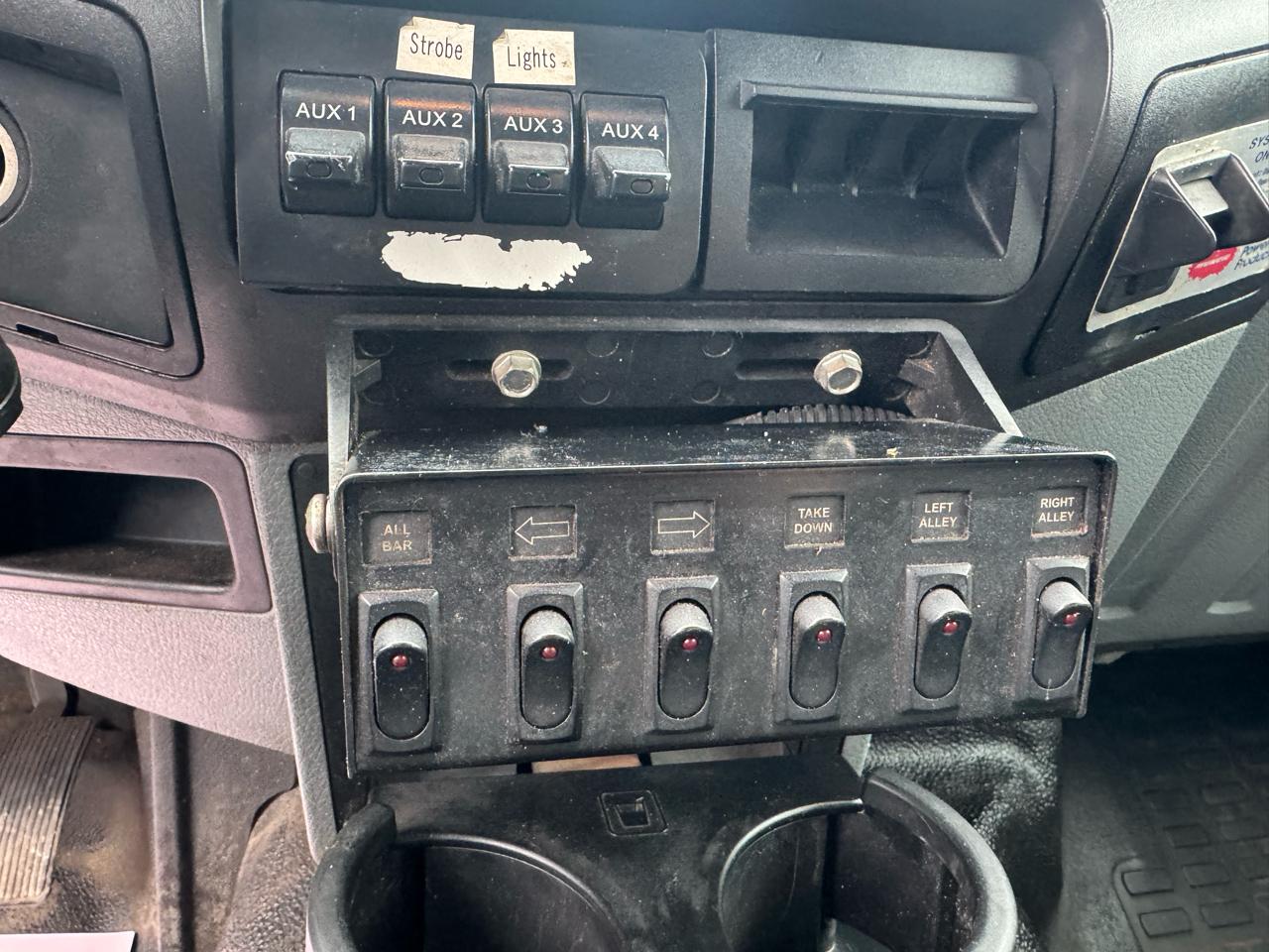 Ford Super Duty F-450 DRW  2011