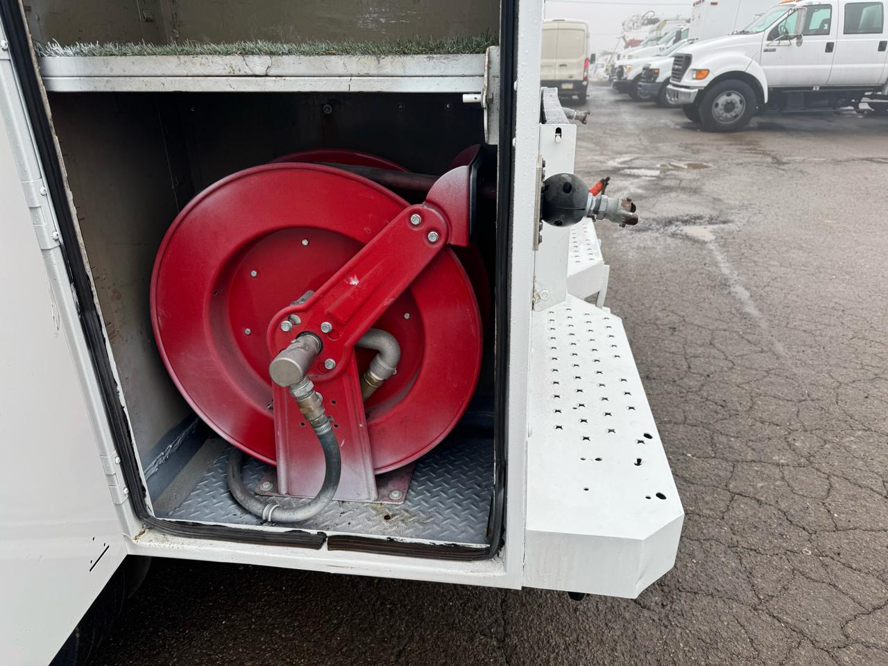 Ford Super Duty F-450 DRW  2011