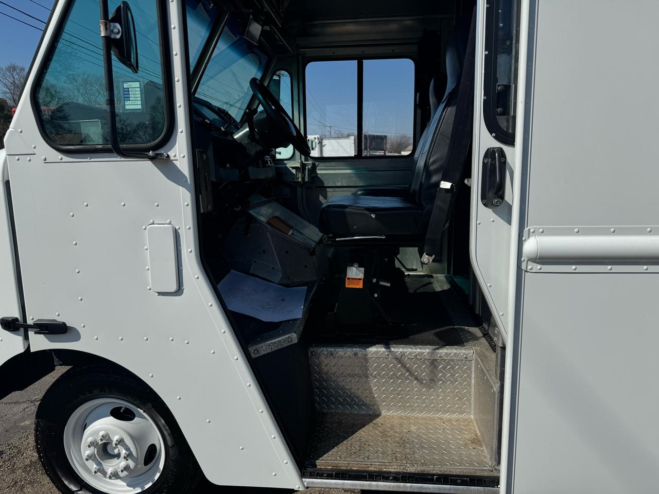 Ford Econoline Commercial Chassis E-350 Stripped Chassis 158" 2016